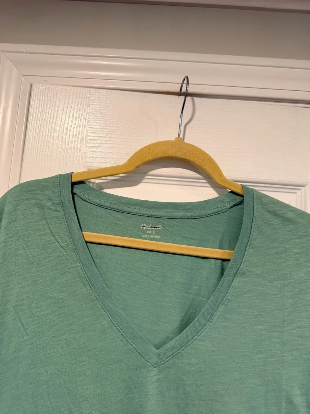 NWOT Madewell Size L Sage Green V Neck Short Sleeve Lightweight Slub Cotton Top - Picture 2 of 10